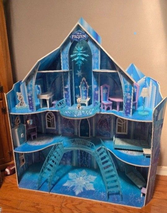 Frozen Castle