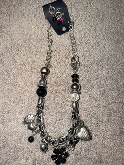 Paparazzi Necklace Set 