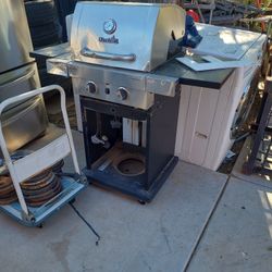 Propane Grilld  2 Burner  $35