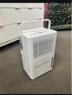 Moving sale!! New 2000 Sq. Ft Dehumidifier. 32 Pint Quiet & Energy Efficient. White