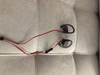 Powerbeats 2