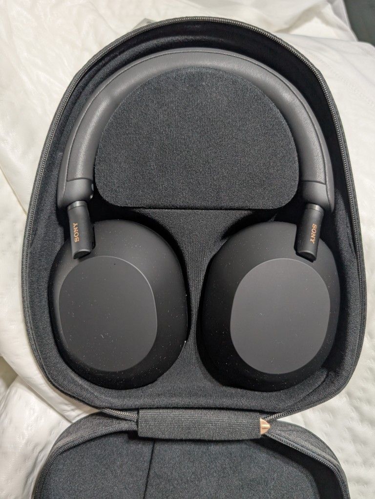 Sony WH-1000XM5 Headphones