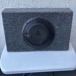 Great JL AUDIO 10” subwoofer.