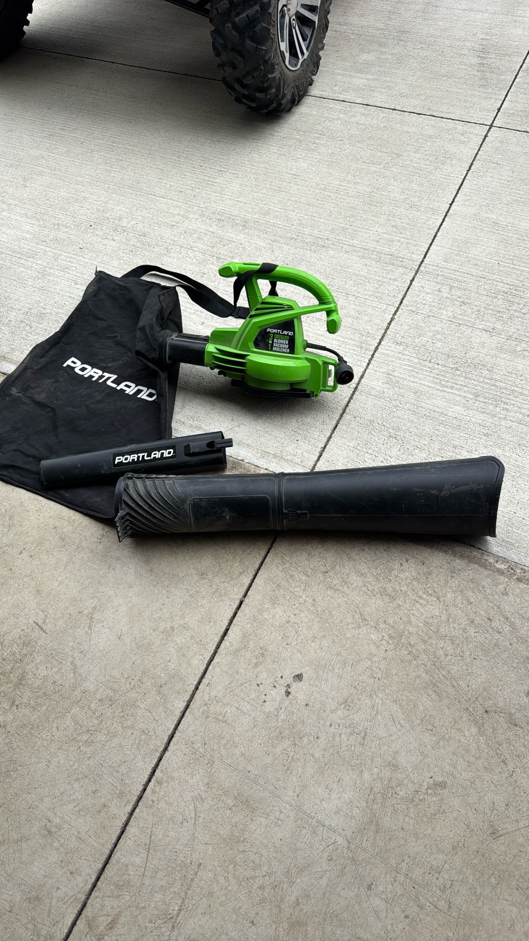 Leaf vacuum, mulcher, and blower