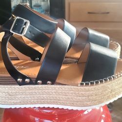 Women's SODA Brand Platform SANDALS SIZE 8.5