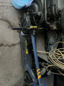 Electric scooter