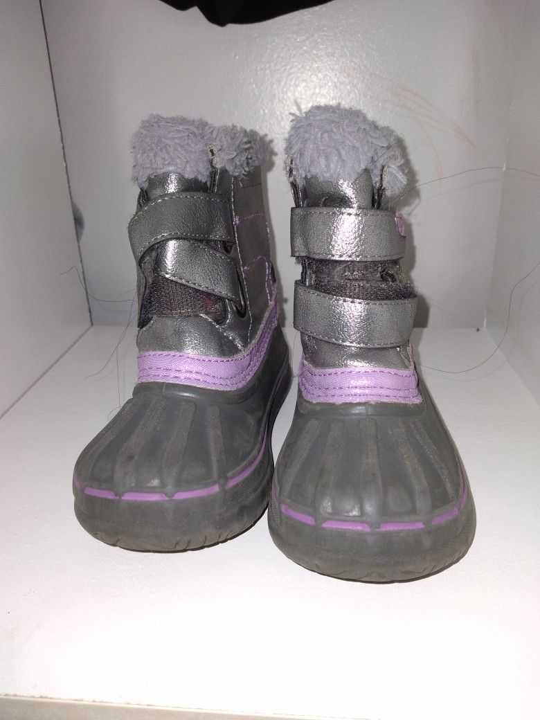 Snow Boots