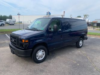 2010 Ford E-250 Cargo van