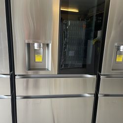 LG 29 cu. ft. Smart InstaView Standard-Depth MAX 4-Door French Door Refrigerator with Full-Convert D