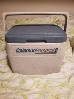 Coleman Personal 8 cooler ice chest USA vintage