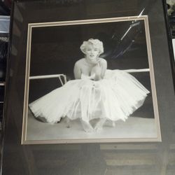 Framed Marilyn Monroe Pic