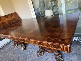 Italian DinningTable + 8 Chairs