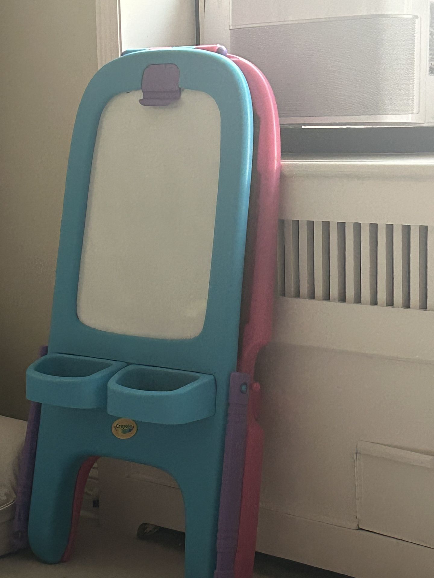 Crayola Double Sided Magnetic Easel