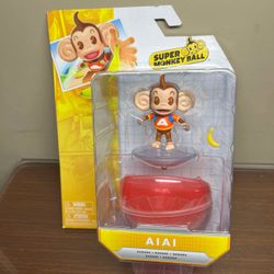Jakks Pacific Super Monkey Ball AiAi Action Figure Brand New w/ Banana