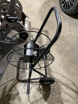 Heavy-duty, all-steel 250-foot hose reel!