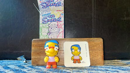 Kidrobot x The Simpsons Milhouse Mini Figure Series 2 KidRobot Figure