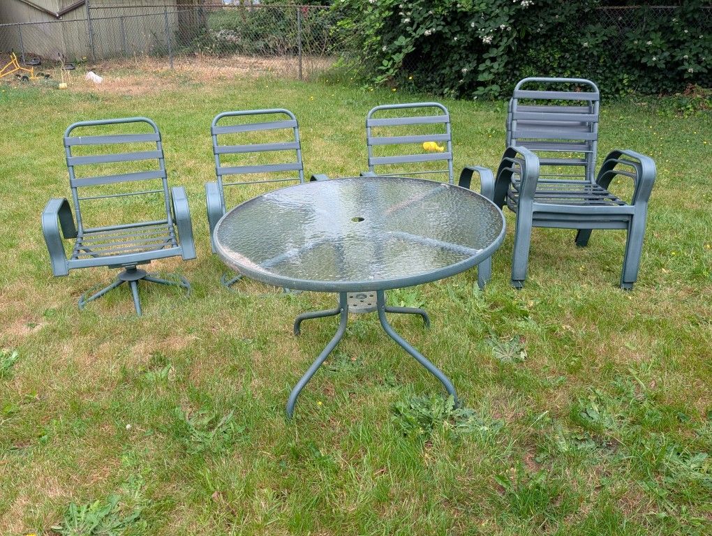 Patio Furniture Set