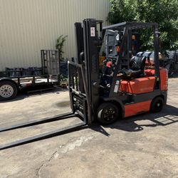 Toyota Forklift 5000lb