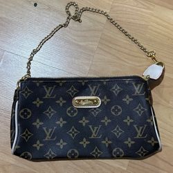 Louis Vuitton Monogram Small Chain Shoulder Bag / Pochette