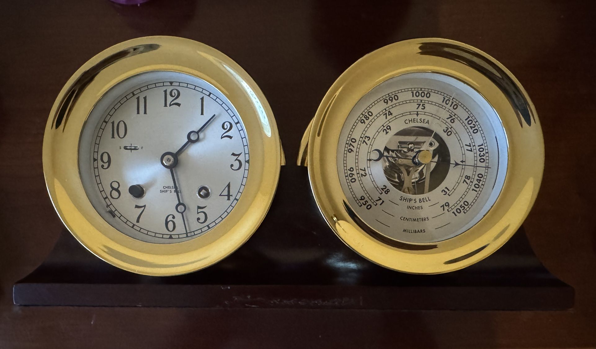 Chelsea clock/barometer