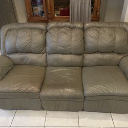 Couch Ser For Sale 