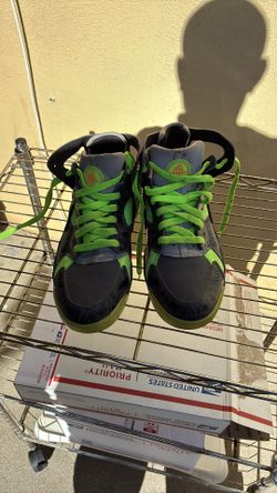 NIKE FLIGHT HUARACHE (GS) YOUTH SNEAKERS 705281 002 SIZE 6