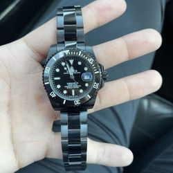 BlackOnBlack Sub Watch 