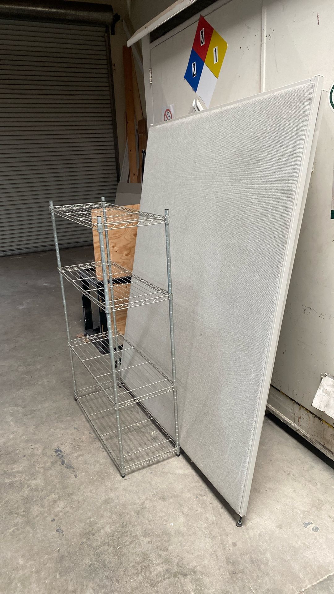 Office Dividers And Rack