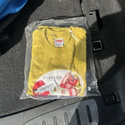 Supreme T Shirt Sz M