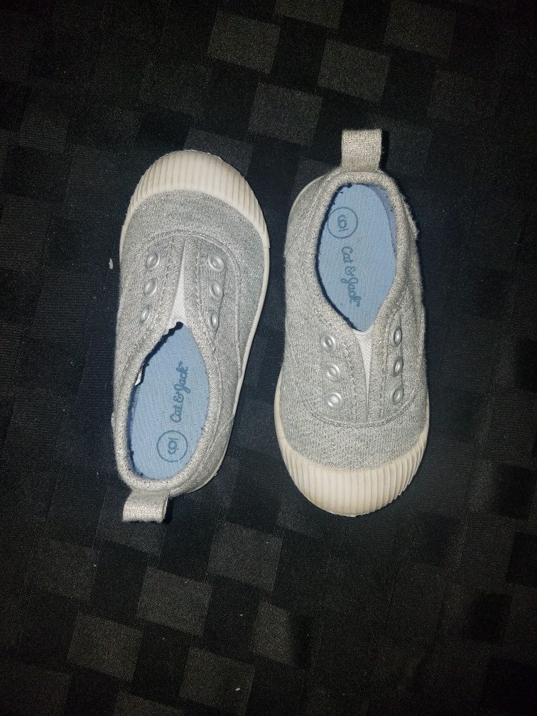 Cat and Jack toddler girl shoes size 6