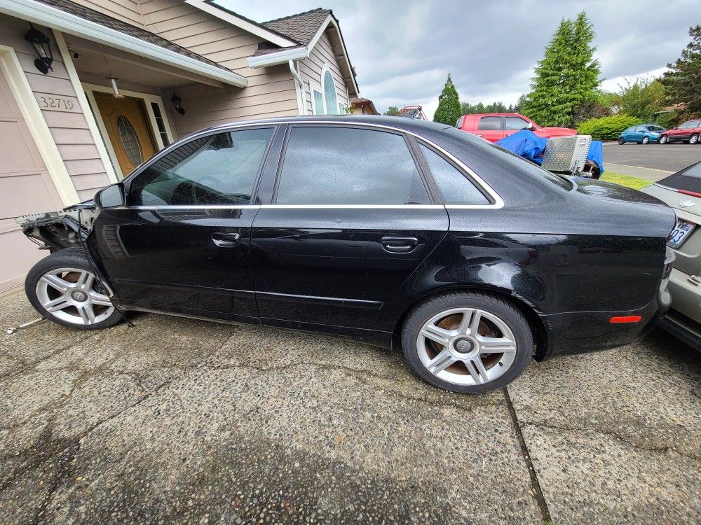 Audi a4 2007 for parts. Everything must go. Just offer me price and come pick it up!