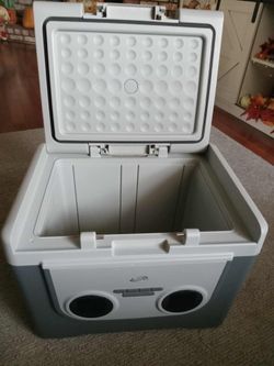 New I - Live cooler with Bluetooth -Turlock