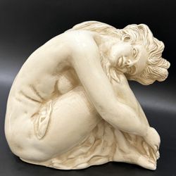 Vintage MCM nude Lady 7” Chalkware  Sculpture
