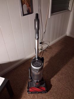 Hoover vacuum
