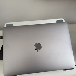 Mac book Pro 13in PERFECT CONDITION