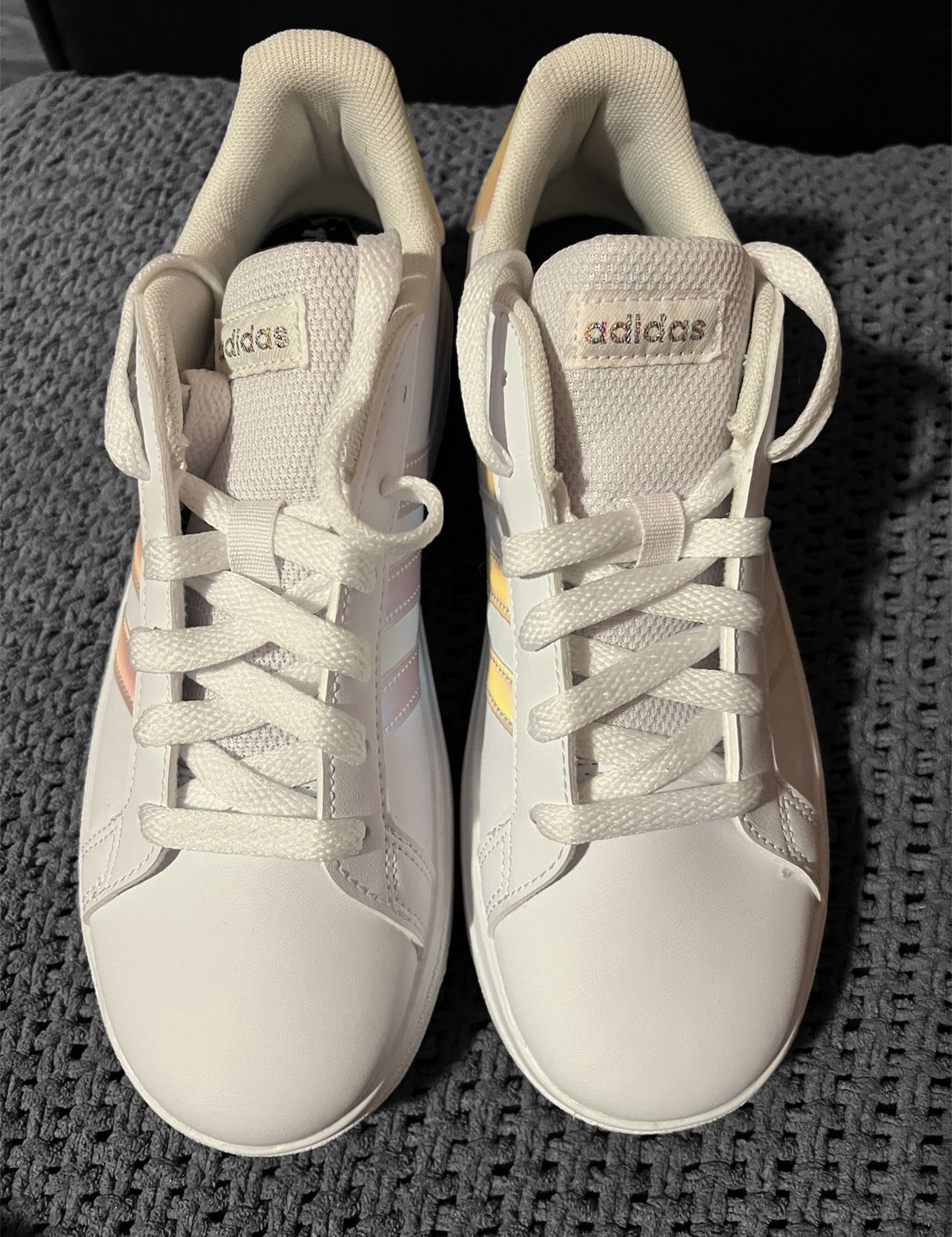 Girls Adidas In A Size 4