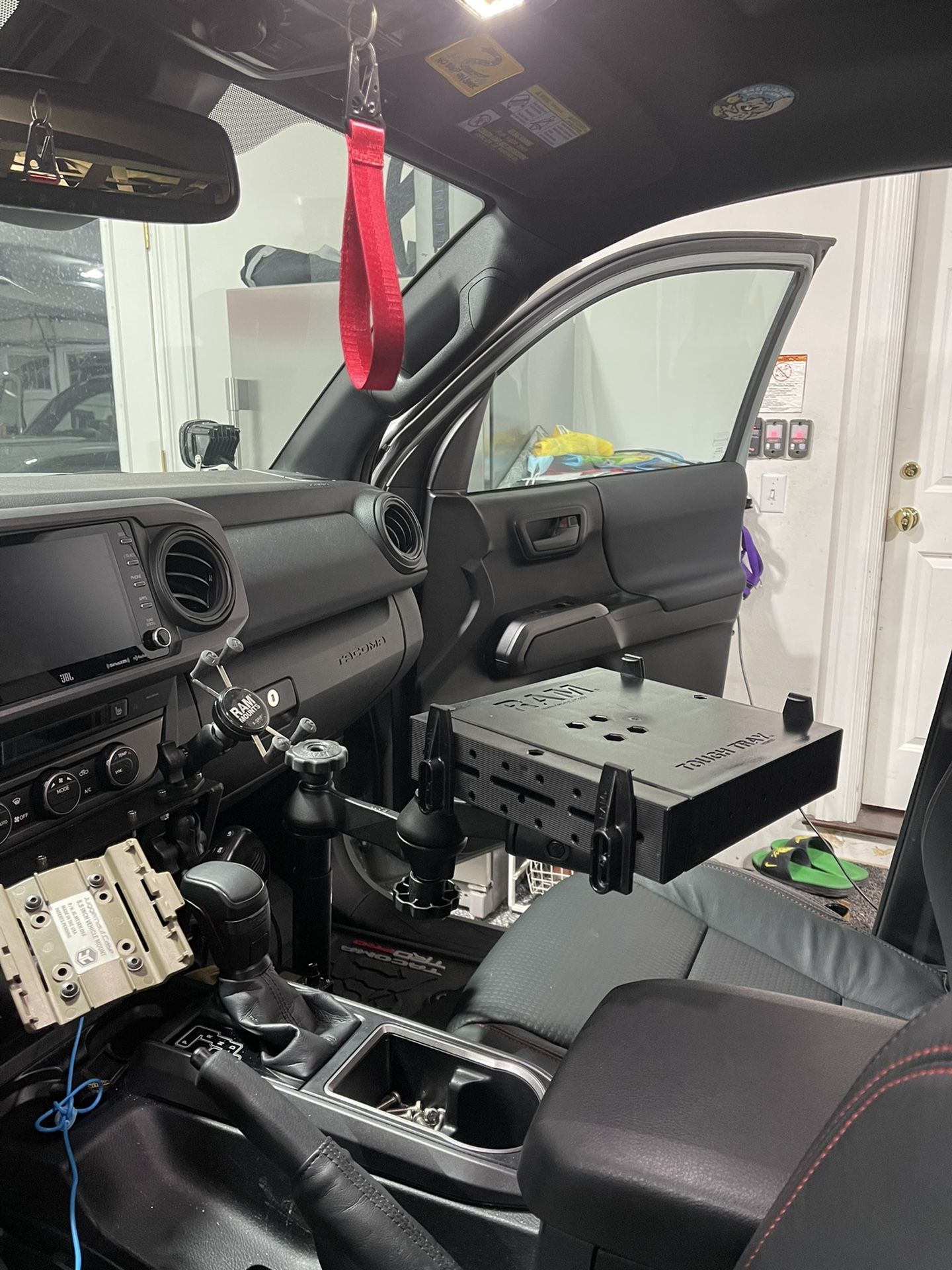 Laptop Ram mount for Toyota Tacoma, 4Runner, FJ Cruiser