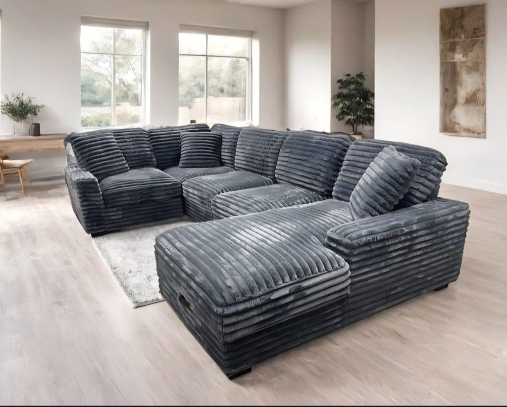Midnight Madness Onyx 4 Piece Right Arm Facing Sectional With ChaiseAshley Furniture$10 Down Payment And Financing Available