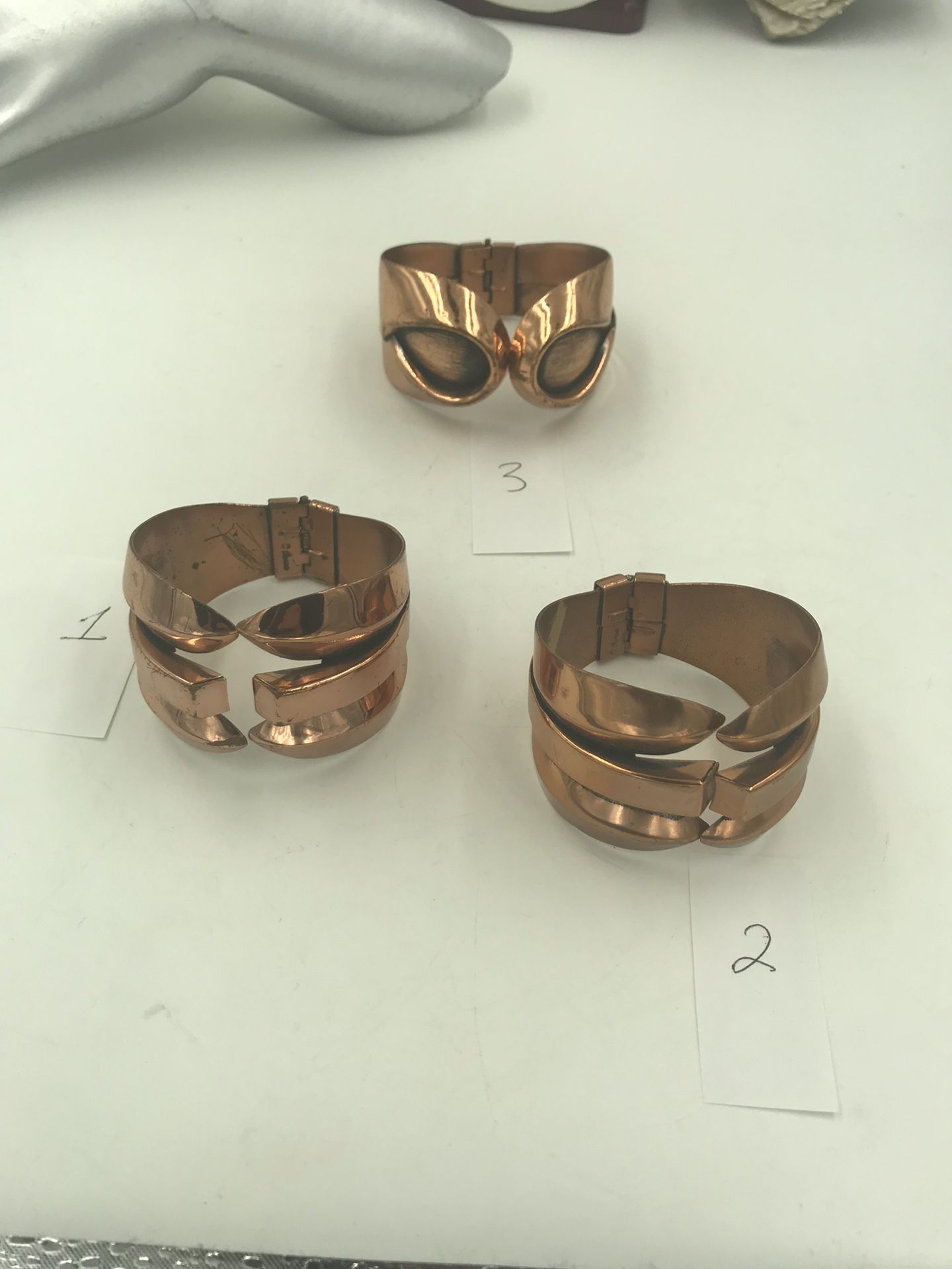 Choice of 1 Renoir hinge copper bangle