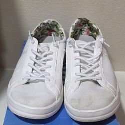White Hey Dude Shoes 20.00