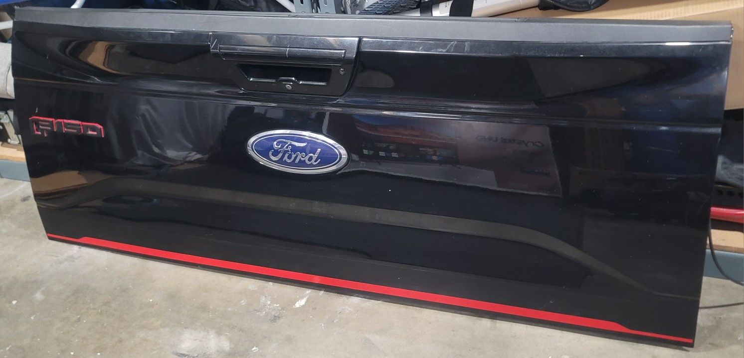 Tailgate Ford F150