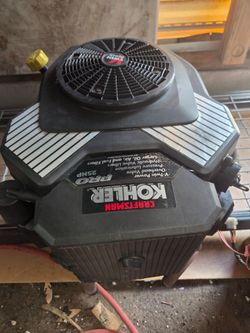 ((READ AD))((CRANKSHAFT 1 1/8" X 4 1/4"))((25HP Kohler VTWIN Engine)) Zeroturn/Rider mower