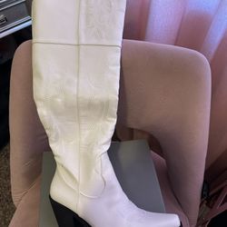 Women’s Knee High Boots