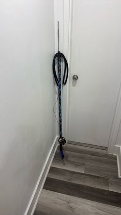 Rob Allen carbon fiber 63 inch spear diving