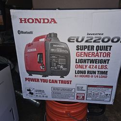 New Honda eu2200i inverter generator(FIRM. 900.00)