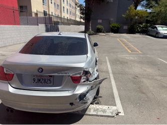 Part out bmw 2008 328i