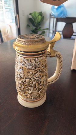 Gold Rush Beer Stein with Hinged Lid