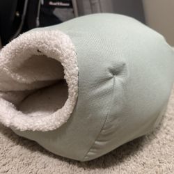Mint Green Cat/Small Animal Hideout