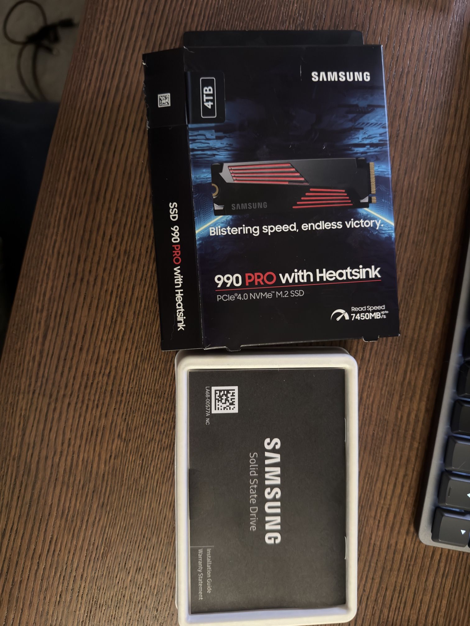 Samsung 990PRO 4TB NVMe M.2 SSD – PCIe Gen4 – High-Speed Internal Drive