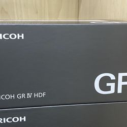 Ricoh GR IV HDF
